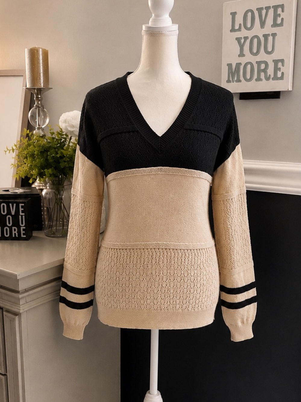Zeagoo Colorblock V Neck Knit Sweater S NWOT
